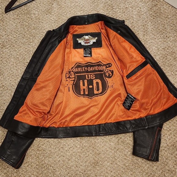 Genuine Harley Davidson 100th Anniversary Womens Leather Jacket (Small) - Picture 4 of 8